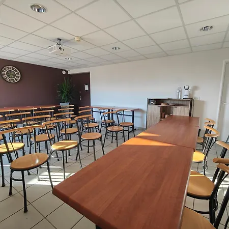 Cit'hotel Restaurant Du Bowling De Отель Мийо