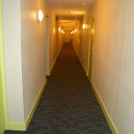 Cit'hotel Restaurant Du Bowling De Отель