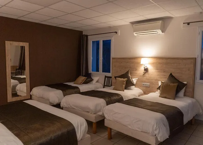 Hotel Restaurant Du Bowling De Millau