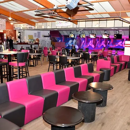 Cit'hotel Restaurant Du Bowling De Millau
