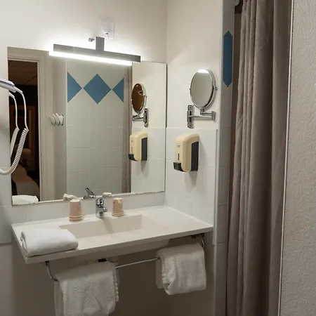 Hotel Cit'hotel Restaurant Du Bowling De 3*