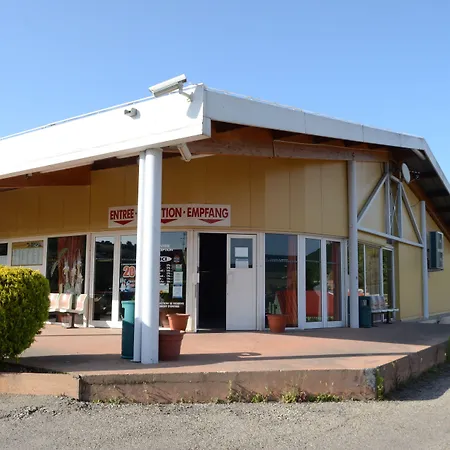 Cit'hotel Restaurant Du Bowling De Millau