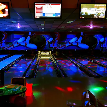 Cit'hotel Restaurant Du Bowling De Hotel Millau