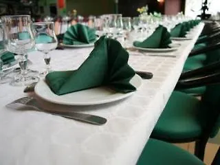 Cit'hotel Restaurant Du Bowling De 3* Millau
