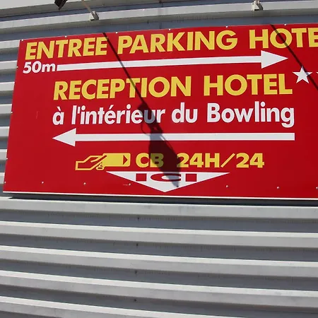 Cit'hotel Restaurant Du Bowling De Hotel Millau