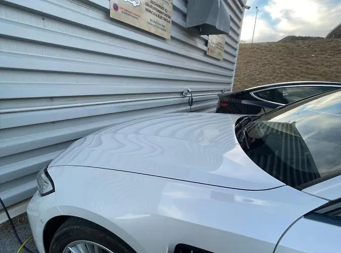 Отель Cit'hotel Restaurant Du Bowling De