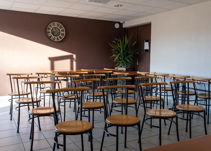 Отель Cit'hotel Restaurant Du Bowling De 3*